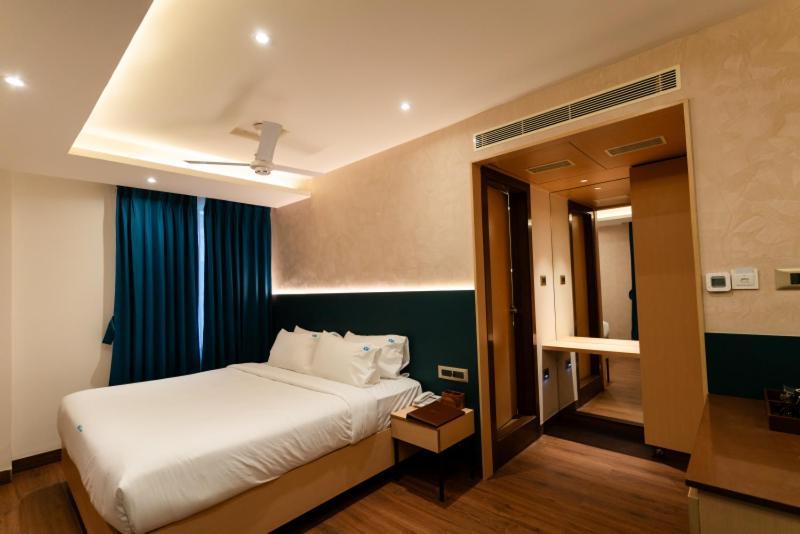 Hotel Ocean Blue Visakhapatnam Exterior foto